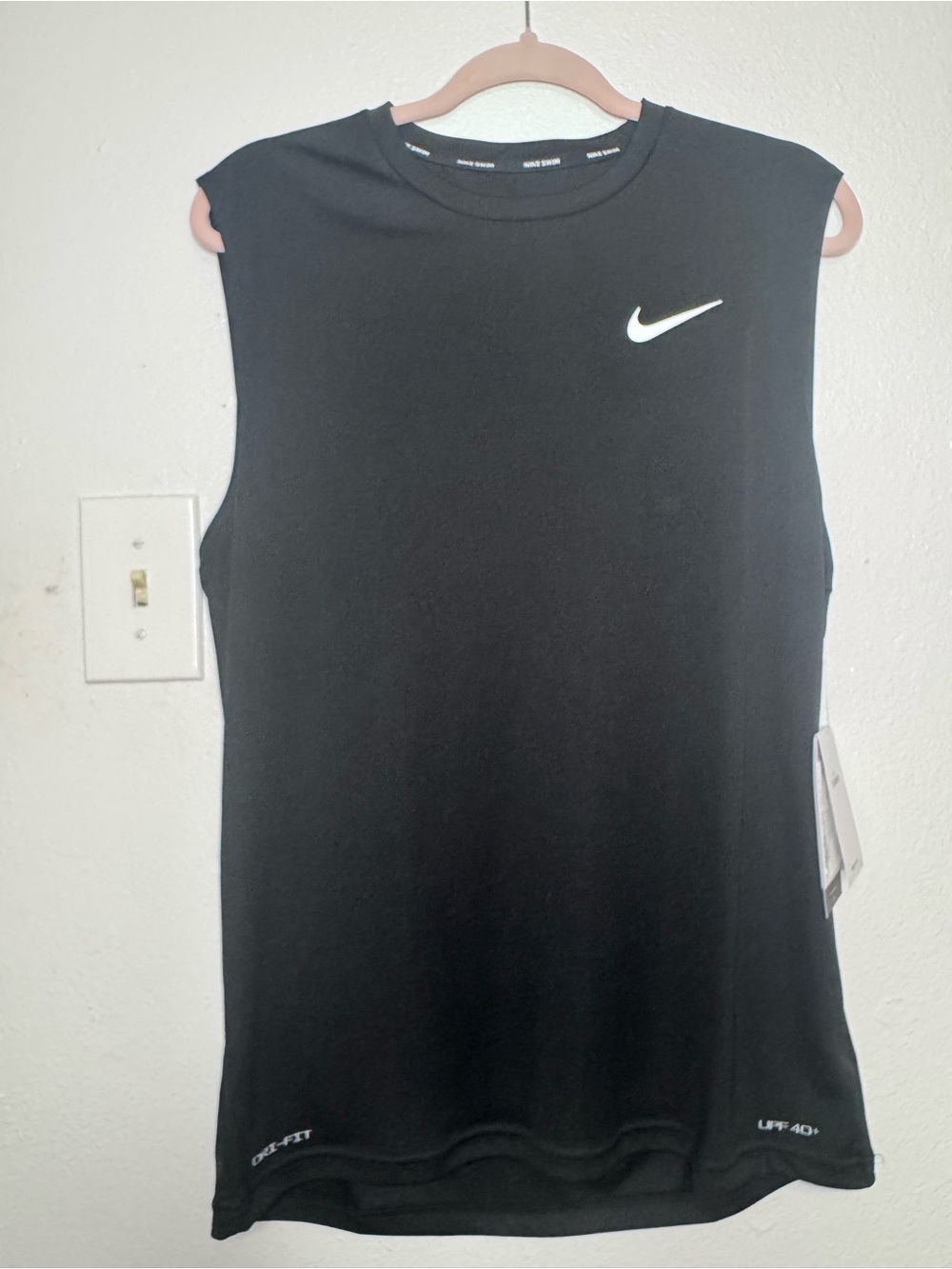 Nike Men’s Black Swim Rash Guard Top